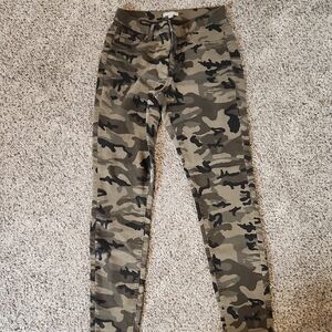 New York & Company Camouflage Skinny Jeans